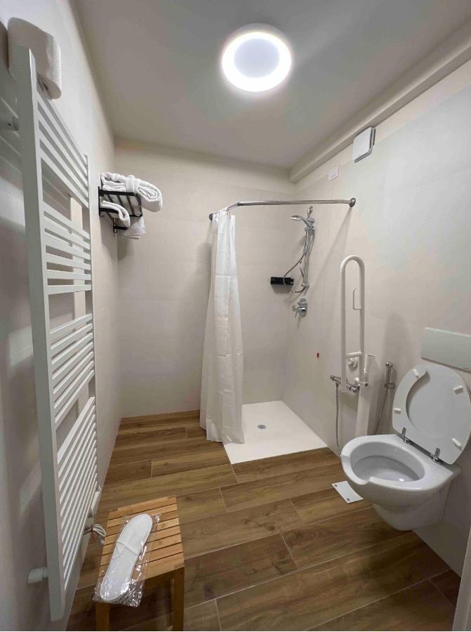 A&G Suites Парма Экстерьер фото
